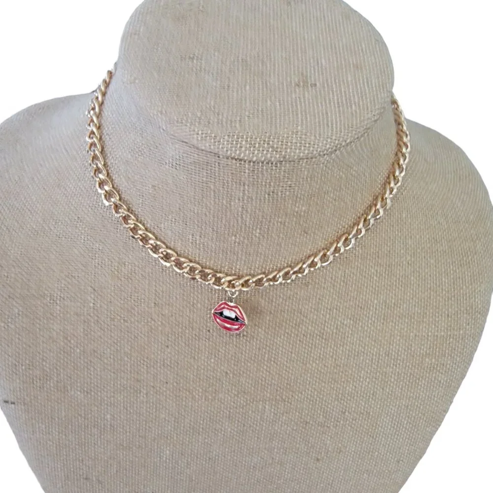 Attic Salt Gold Chain with Lips Parted Charm Pendant - Picture 5 of 8